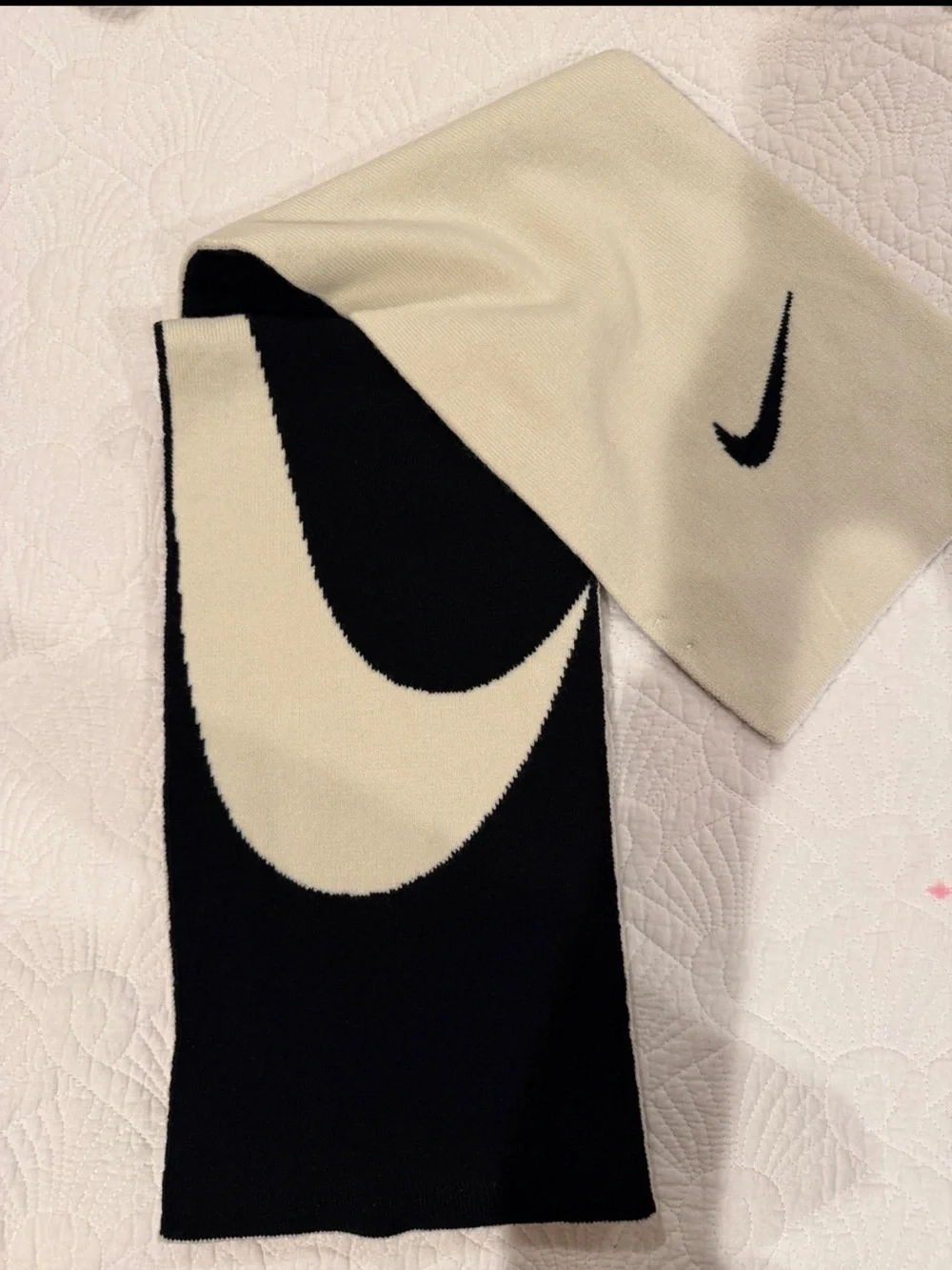 Unisex Nike Swoosh Black & Cream Scarf